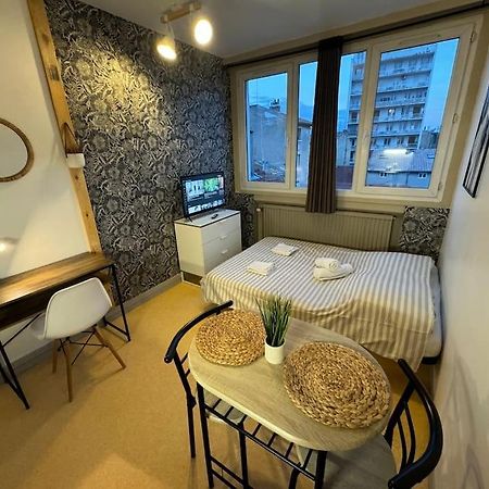 Joli Studio Au Coeur De Valence 41 Экстерьер фото