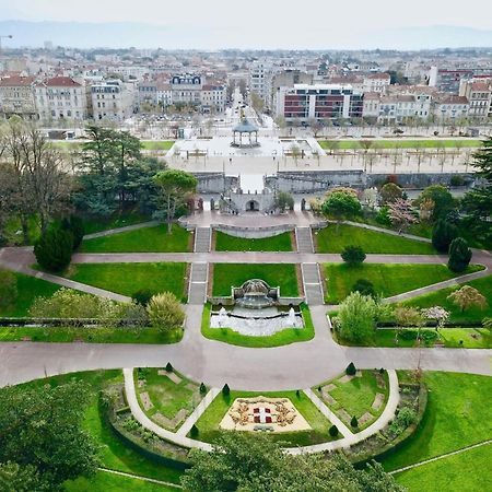 Joli Studio Au Coeur De Valence 41 Экстерьер фото
